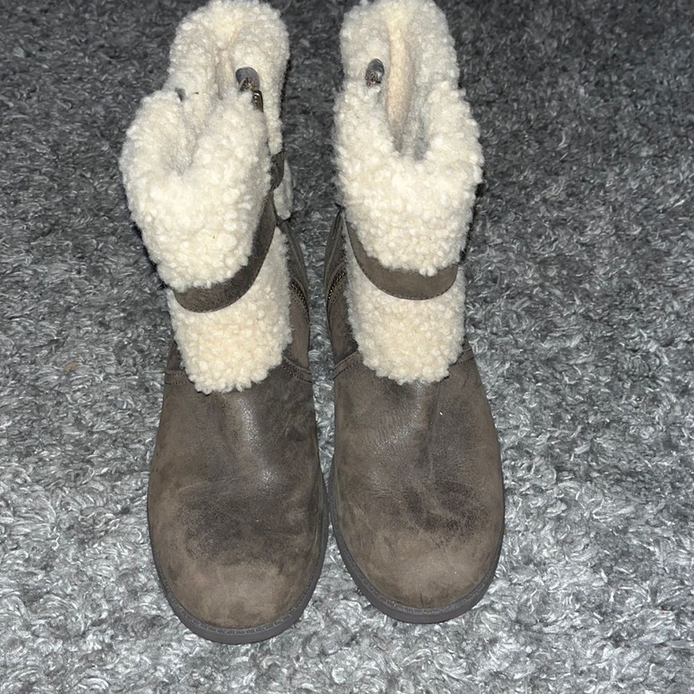 Ugg  boots